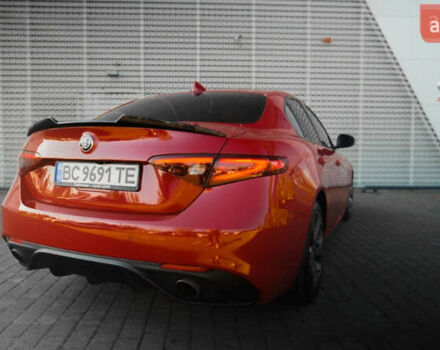 Красный Альфа Ромео Джулия, объемом двигателя 2 л и пробегом 145 тыс. км за 19700 $, фото 9 на Automoto.ua