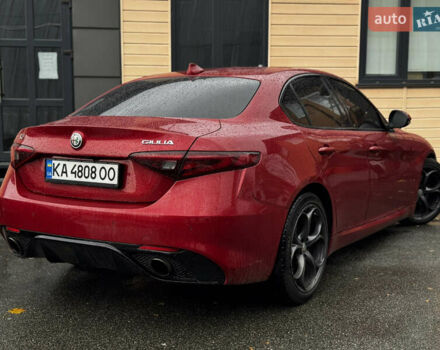 Червоний Альфа Ромео Джулія, об'ємом двигуна 2 л та пробігом 120 тис. км за 19999 $, фото 11 на Automoto.ua