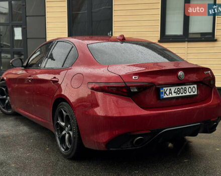 Червоний Альфа Ромео Джулія, об'ємом двигуна 2 л та пробігом 120 тис. км за 19999 $, фото 20 на Automoto.ua