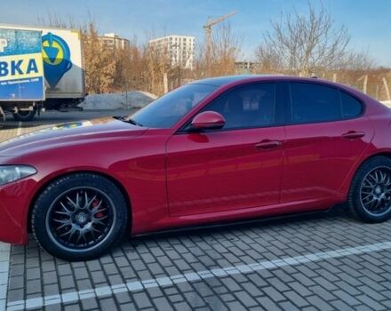 Красный Альфа Ромео Джулия, объемом двигателя 2.14 л и пробегом 270 тыс. км за 19980 $, фото 2 на Automoto.ua