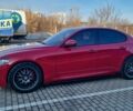 Красный Альфа Ромео Джулия, объемом двигателя 2.14 л и пробегом 270 тыс. км за 19980 $, фото 2 на Automoto.ua