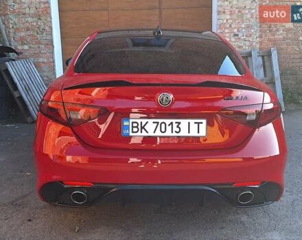 Червоний Альфа Ромео Джулія, об'ємом двигуна 2 л та пробігом 99 тис. км за 20000 $, фото 3 на Automoto.ua