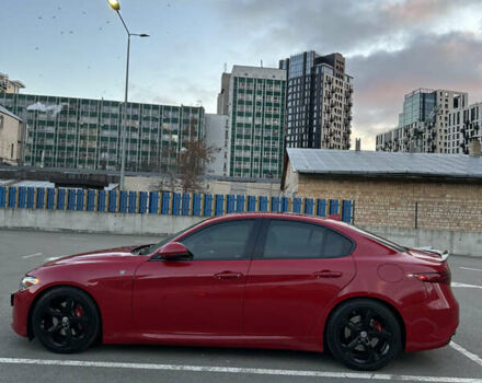 Червоний Альфа Ромео Джулія, об'ємом двигуна 2 л та пробігом 83 тис. км за 18500 $, фото 4 на Automoto.ua