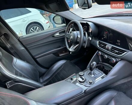 Червоний Альфа Ромео Джулія, об'ємом двигуна 2.89 л та пробігом 82 тис. км за 44900 $, фото 40 на Automoto.ua