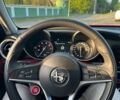 Червоний Альфа Ромео Джулія, об'ємом двигуна 2 л та пробігом 142 тис. км за 23800 $, фото 12 на Automoto.ua