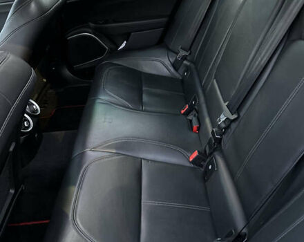 Червоний Альфа Ромео Джулія, об'ємом двигуна 2 л та пробігом 83 тис. км за 18500 $, фото 10 на Automoto.ua