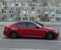 Красный Альфа Ромео Джулия, объемом двигателя 2 л и пробегом 85 тыс. км за 19000 $, фото 2 на Automoto.ua