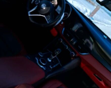 Червоний Альфа Ромео Джулія, об'ємом двигуна 2.14 л та пробігом 270 тис. км за 21500 $, фото 20 на Automoto.ua