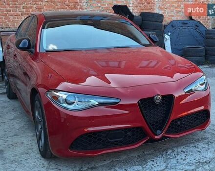 Червоний Альфа Ромео Джулія, об'ємом двигуна 2 л та пробігом 99 тис. км за 20000 $, фото 1 на Automoto.ua