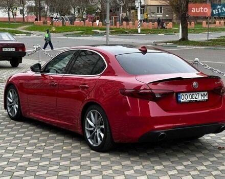 Червоний Альфа Ромео Джулія, об'ємом двигуна 2 л та пробігом 88 тис. км за 18700 $, фото 6 на Automoto.ua