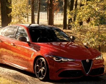 Красный Альфа Ромео Джулия, объемом двигателя 2 л и пробегом 53 тыс. км за 17000 $, фото 1 на Automoto.ua