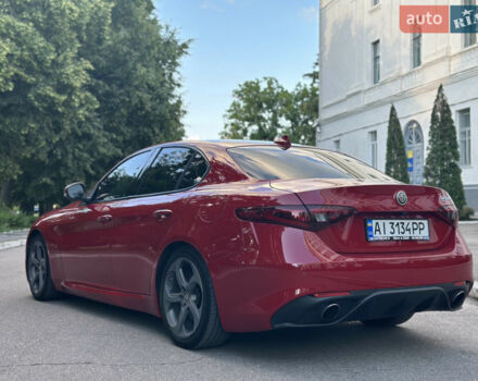 Червоний Альфа Ромео Джулія, об'ємом двигуна 2 л та пробігом 59 тис. км за 18499 $, фото 9 на Automoto.ua