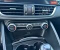 Красный Альфа Ромео Джулия, объемом двигателя 2.89 л и пробегом 80 тыс. км за 47900 $, фото 43 на Automoto.ua