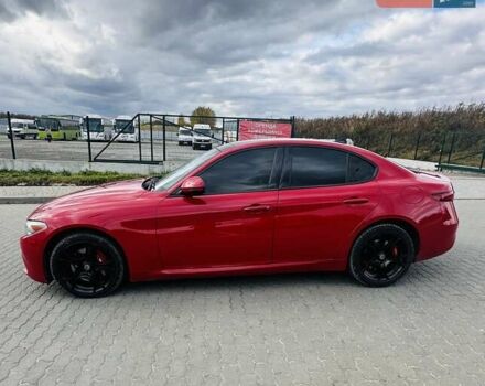 Красный Альфа Ромео Джулия, объемом двигателя 2 л и пробегом 112 тыс. км за 19900 $, фото 4 на Automoto.ua