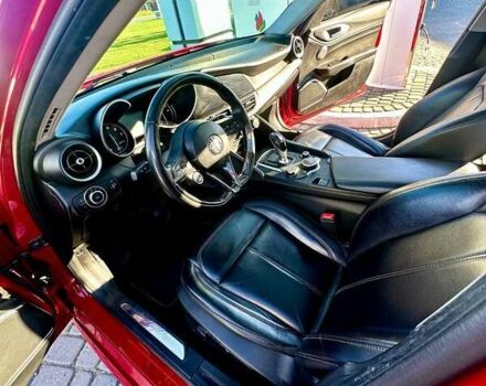 Красный Альфа Ромео Джулия, объемом двигателя 2 л и пробегом 112 тыс. км за 19900 $, фото 12 на Automoto.ua