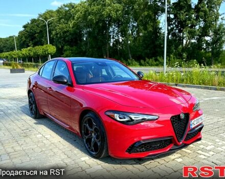 Червоний Альфа Ромео Джулія, об'ємом двигуна 2 л та пробігом 58 тис. км за 26700 $, фото 1 на Automoto.ua