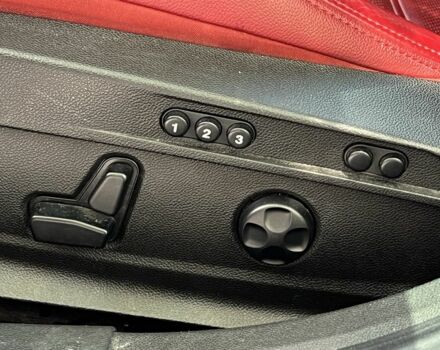 Червоний Альфа Ромео Джулія, об'ємом двигуна 2 л та пробігом 60 тис. км за 19569 $, фото 14 на Automoto.ua
