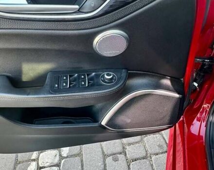 Красный Альфа Ромео Джулия, объемом двигателя 2 л и пробегом 112 тыс. км за 19900 $, фото 13 на Automoto.ua