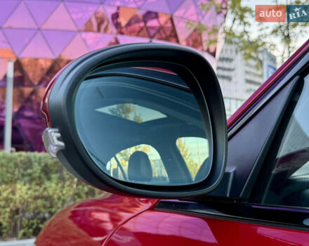 Красный Альфа Ромео Джулия, объемом двигателя 2 л и пробегом 40 тыс. км за 24999 $, фото 16 на Automoto.ua