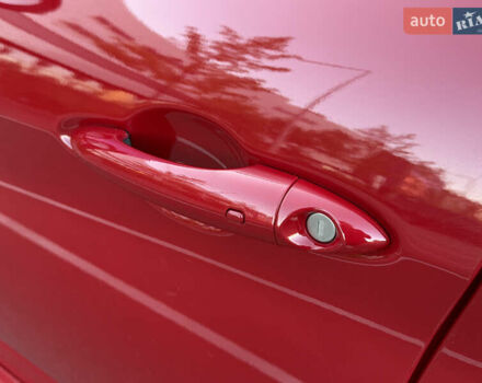 Красный Альфа Ромео Джулия, объемом двигателя 2 л и пробегом 40 тыс. км за 26700 $, фото 15 на Automoto.ua