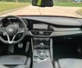 Красный Альфа Ромео Джулия, объемом двигателя 2 л и пробегом 27 тыс. км за 4787 $, фото 6 на Automoto.ua