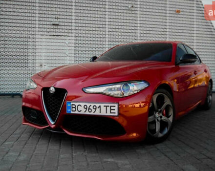 Красный Альфа Ромео Джулия, объемом двигателя 2 л и пробегом 145 тыс. км за 19700 $, фото 1 на Automoto.ua