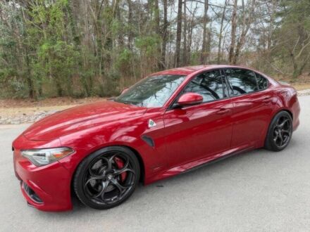 Червоний Альфа Ромео Джулія, об'ємом двигуна 2.9 л та пробігом 50 тис. км за 7300 $, фото 1 на Automoto.ua