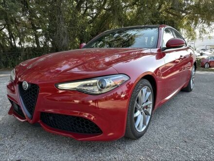 Красный Альфа Ромео Джулия, объемом двигателя 2 л и пробегом 22 тыс. км за 13000 $, фото 1 на Automoto.ua