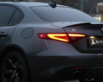 Альфа Ромео Джулия, объемом двигателя 2 л и пробегом 75 тыс. км за 16900 $, фото 5 на Automoto.ua