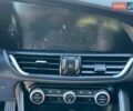 Альфа Ромео Джулия, объемом двигателя 2 л и пробегом 195 тыс. км за 13200 $, фото 19 на Automoto.ua