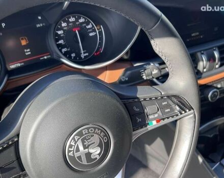Альфа Ромео Джулия, объемом двигателя 2 л и пробегом 186 тыс. км за 17990 $, фото 19 на Automoto.ua