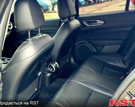 Альфа Ромео Джулія 2018 у Полтаві на Automoto.ua Альфа Ромео Джулія, об'ємом двигуна 2 л та пробігом 49 тис. км за 23999 $, фото 8 на Automoto.ua
