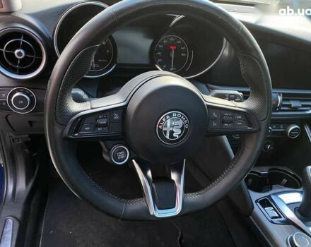 Альфа Ромео Джулія, об'ємом двигуна 2 л та пробігом 32 тис. км за 23800 $, фото 13 на Automoto.ua