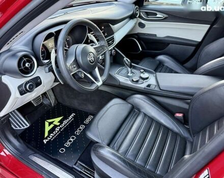 Альфа Ромео Джулия 2019 в Киеве на Automoto.ua Альфа Ромео Джулия, объемом двигателя 2 л и пробегом 40 тыс. км за 25900 $, фото 20 на Automoto.ua