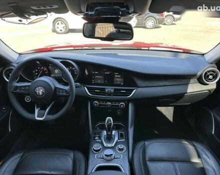 Альфа Ромео Джулия, объемом двигателя 2 л и пробегом 19 тыс. км за 19999 $, фото 16 на Automoto.ua