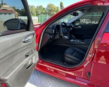 Альфа Ромео Джулия, объемом двигателя 2 л и пробегом 19 тыс. км за 19999 $, фото 6 на Automoto.ua