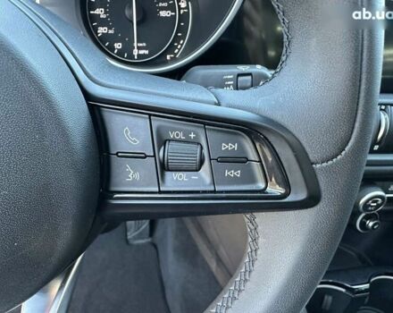 Альфа Ромео Джулия, объемом двигателя 2 л и пробегом 19 тыс. км за 19999 $, фото 11 на Automoto.ua