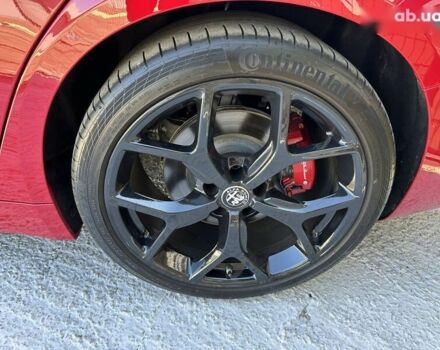 Альфа Ромео Джулия, объемом двигателя 2 л и пробегом 19 тыс. км за 19999 $, фото 28 на Automoto.ua