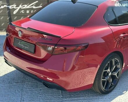 Альфа Ромео Джулия, объемом двигателя 2 л и пробегом 19 тыс. км за 19999 $, фото 5 на Automoto.ua