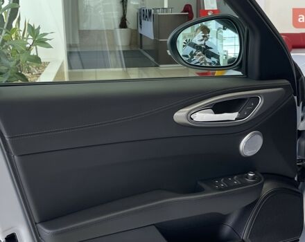 Альфа Ромео Джулия, объемом двигателя 2 л и пробегом 0 тыс. км за 62631 $, фото 8 на Automoto.ua