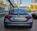 Серый Альфа Ромео Джулия, объемом двигателя 2 л и пробегом 155 тыс. км за 17900 $, фото 5 на Automoto.ua