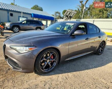 Серый Альфа Ромео Джулия, объемом двигателя 2 л и пробегом 50 тыс. км за 5700 $, фото 1 на Automoto.ua