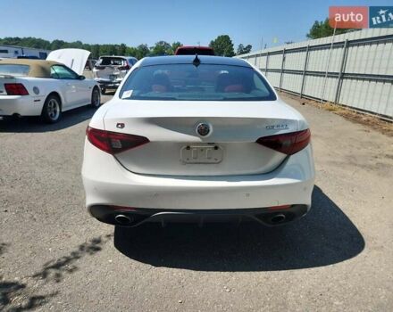 Альфа Ромео Джулия 2017 в Виннице на Automoto.ua Серый Альфа Ромео Джулия, объемом двигателя 2 л и пробегом 96 тыс. км за 4700 $, фото 5 на Automoto.ua