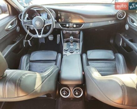 Серый Альфа Ромео Джулия, объемом двигателя 2 л и пробегом 50 тыс. км за 5700 $, фото 7 на Automoto.ua