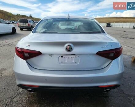 Серый Альфа Ромео Джулия, объемом двигателя 0 л и пробегом 69 тыс. км за 4000 $, фото 5 на Automoto.ua