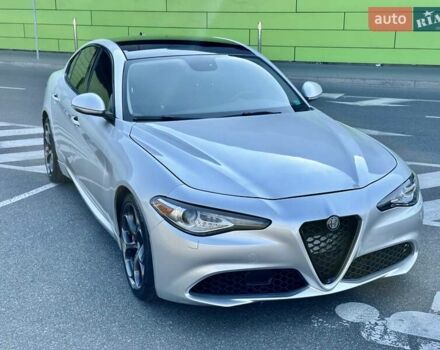 Серый Альфа Ромео Джулия, объемом двигателя 2 л и пробегом 102 тыс. км за 19000 $, фото 4 на Automoto.ua