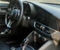 Сірий Альфа Ромео Джулія, об'ємом двигуна 2 л та пробігом 136 тис. км за 12500 $, фото 13 на Automoto.ua