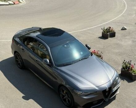 Сірий Альфа Ромео Джулія, об'ємом двигуна 2 л та пробігом 66 тис. км за 19200 $, фото 33 на Automoto.ua