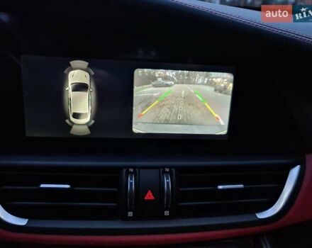 Серый Альфа Ромео Джулия, объемом двигателя 2 л и пробегом 74 тыс. км за 17100 $, фото 22 на Automoto.ua