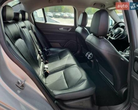 Серый Альфа Ромео Джулия, объемом двигателя 0 л и пробегом 69 тыс. км за 4000 $, фото 9 на Automoto.ua